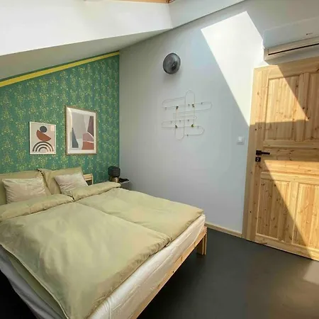 Stara Praga 1 Apartment